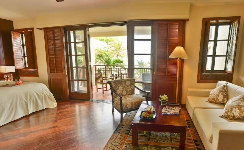 اتاق لوکس با چشم‌انداز دریا, Furama Resort Danang
