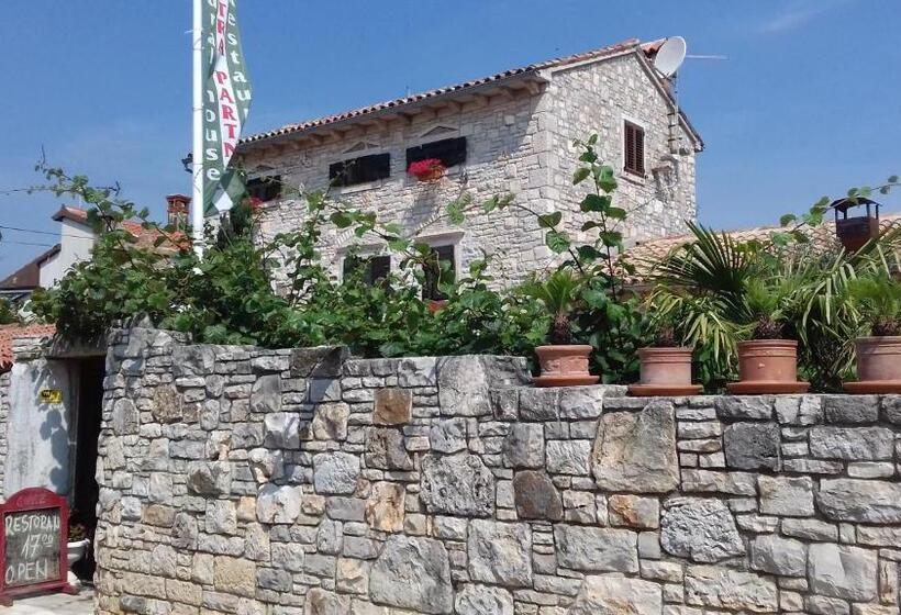 اتاق اکونومی, Rural Pension Istra Partner