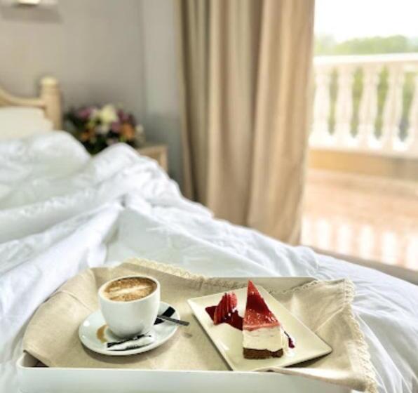 Номер Deluxe с Балконом, Parquemar Premium Beach
