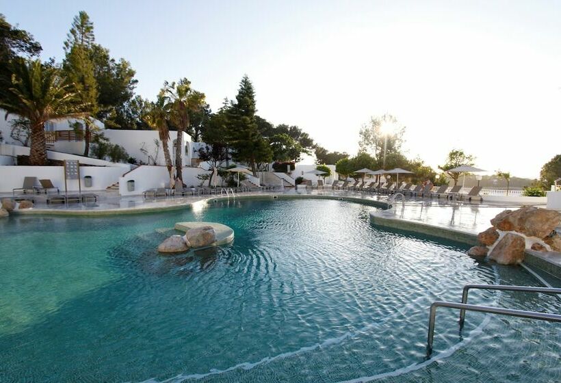 Люкс, Bg Hotel Portinatx Beach Club