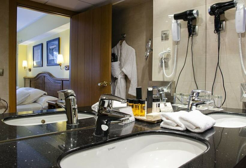 اتاق استاندارد, Ski Plaza Hotel & Wellness