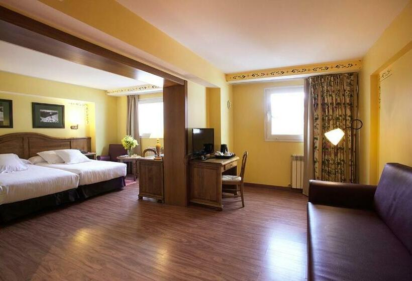 سوییت جونیور, Ski Plaza Hotel & Wellness