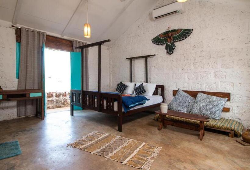 带阳台的豪华间, The Hammock Goa