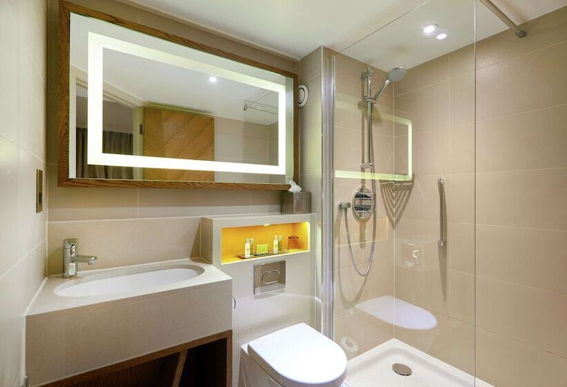 Номер Deluxe, Doubletree By Hilton Hotel London   Hyde Park