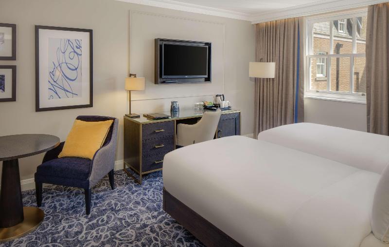 Семейный Номер, Hilton London Euston
