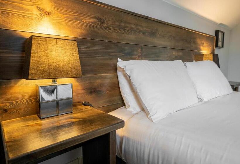 Номер Superior, Oak Tree Inn