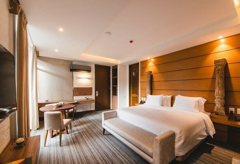 스위트, Alko Hotel Casa Nispero