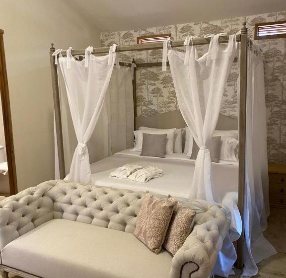 스위트 킹사이즈 침대, Alko Hotel Casa Nispero