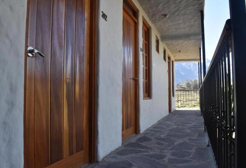 Номер Deluxe, La Casa De Santiago