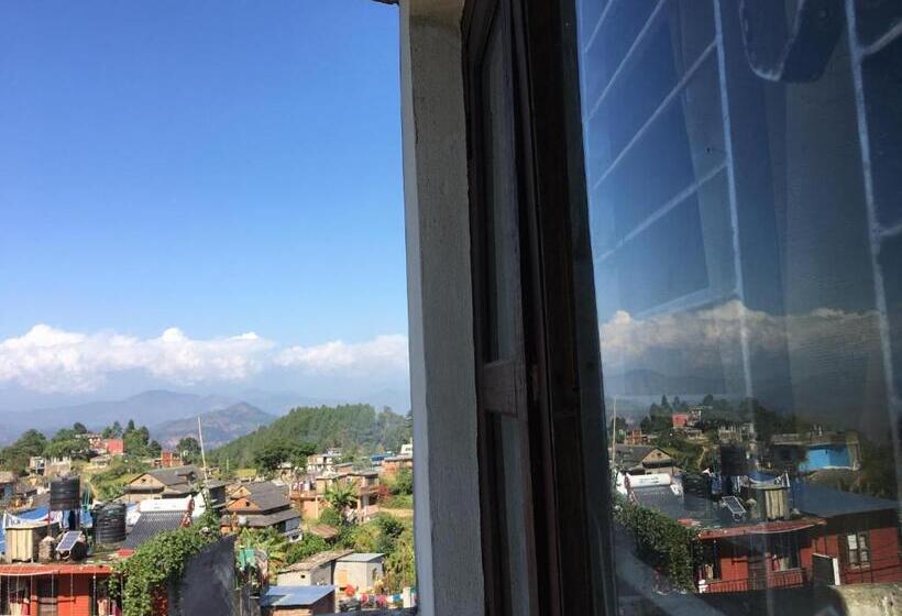 اتاق استاندارد با بالکن, Shrestha Hotel & Restaurant