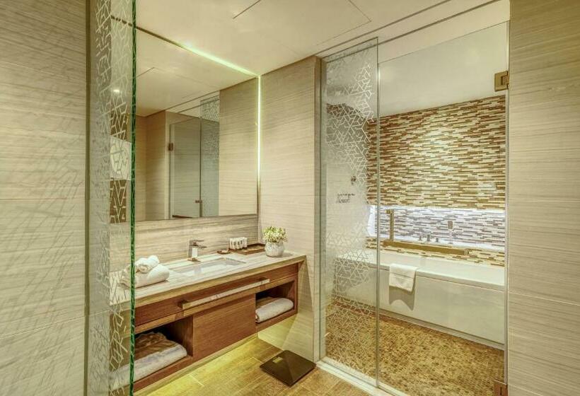 Номер Superior Вид на Город, Pullman Sharjah
