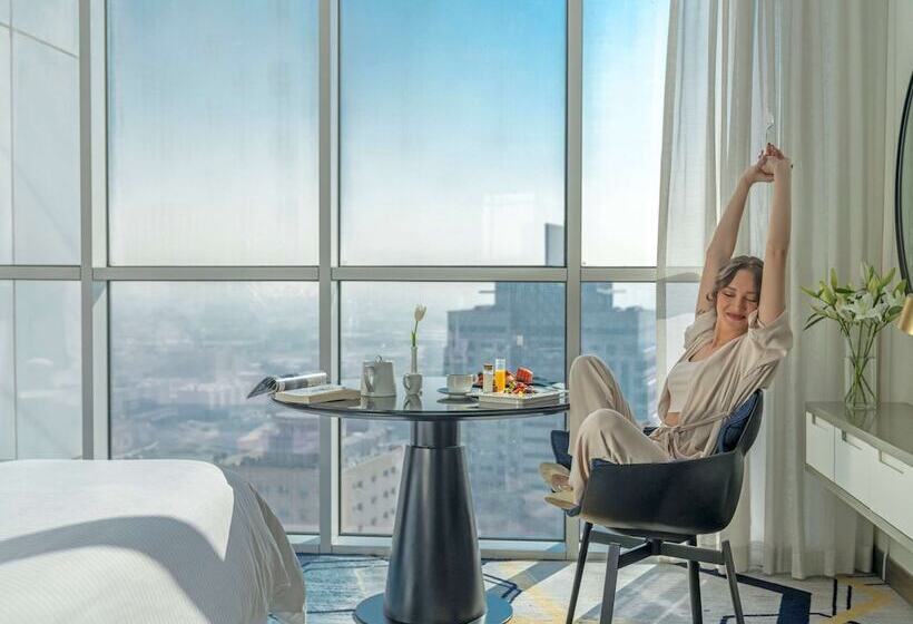 Номер Superior Вид на Город, Pullman Sharjah