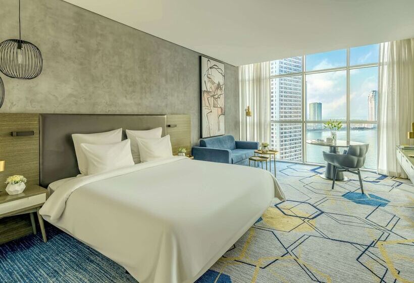 Номер Superior Вид на Город, Pullman Sharjah