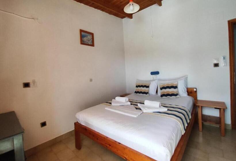 带阳台的豪华间, Oleander S Garden Traditional Cretan Cottage