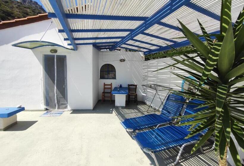 اتاق لوکس با چشم‌انداز دریا, Oleander S Garden Traditional Cretan Cottage