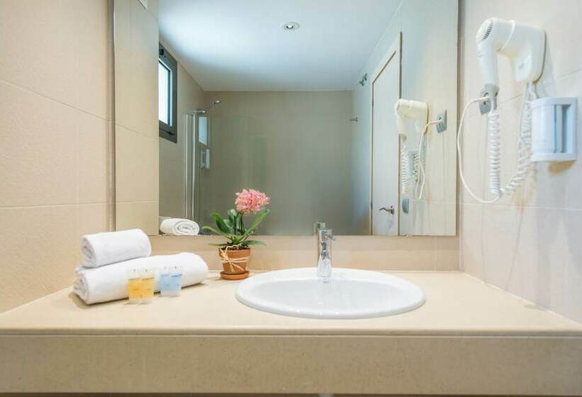 Студия Стандарт, Atenea Park Suites & Apartments