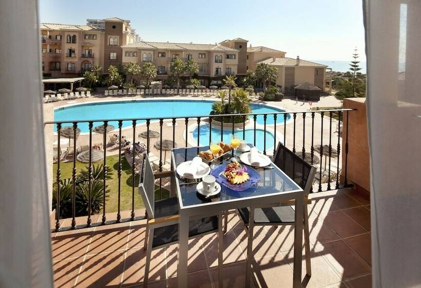 带泳池观景的豪华房, Barcelo Punta Umbria Mar