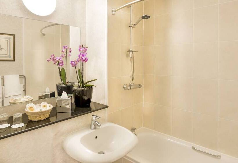 Номер Клуб, Copthorne Tara Hotel London Kensington
