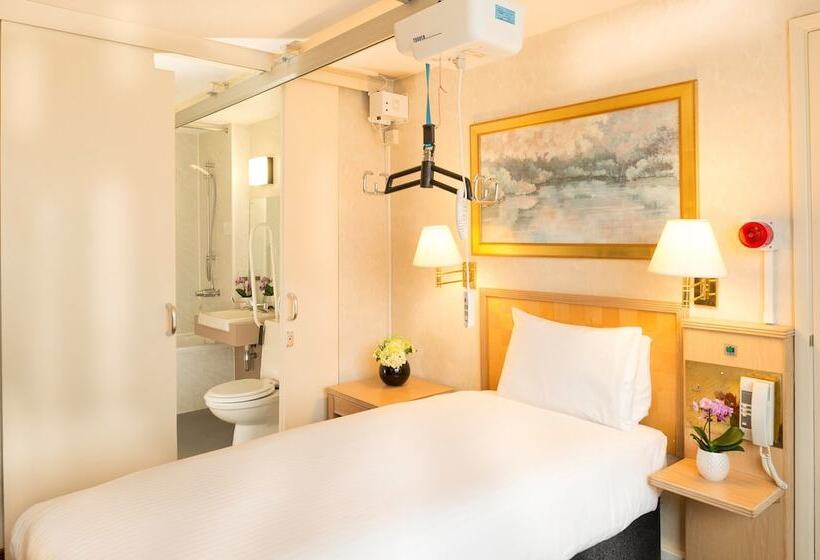 Номер Стандарт Адаптированный для Инвалидов, Copthorne Tara Hotel London Kensington
