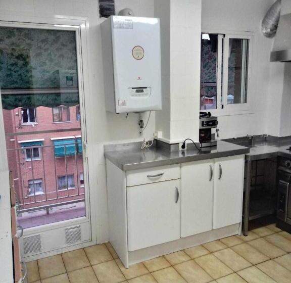 اتاق استاندارد, Residencia 12 Octubre