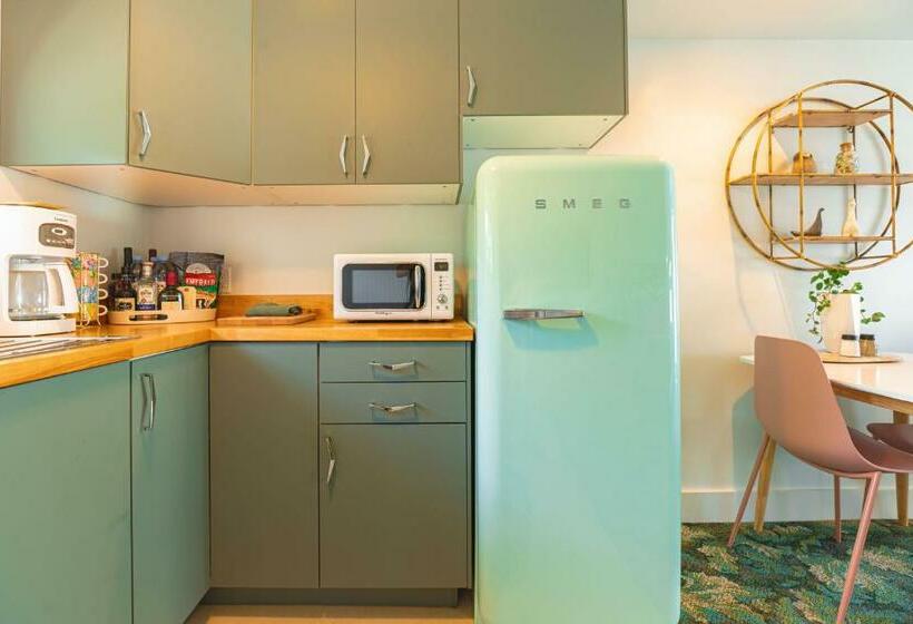 Студия Deluxe, Rye Motor Inn   An Adults Only