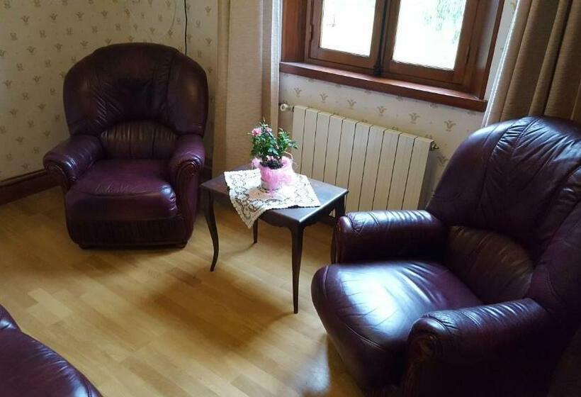 Четырехместный номер Премиум, Camden House