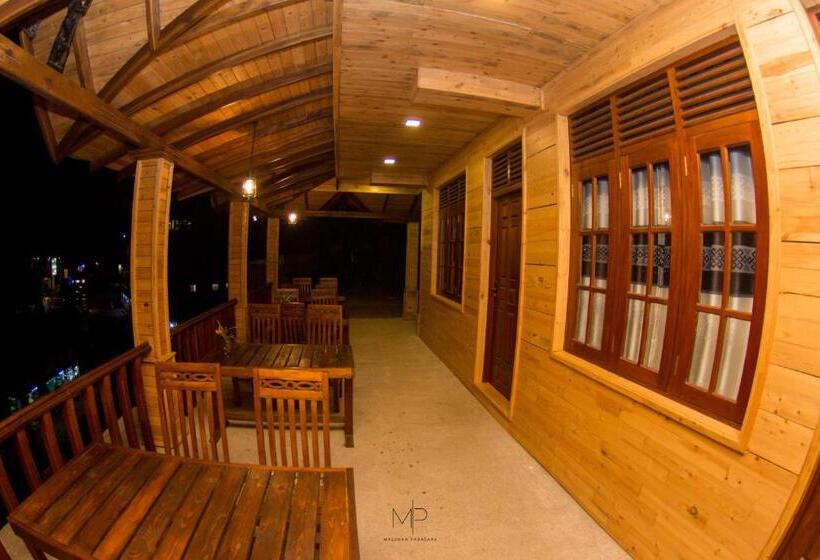 اتاق استاندارد با چشم‌انداز کوهستان, Tea Breeze Motel