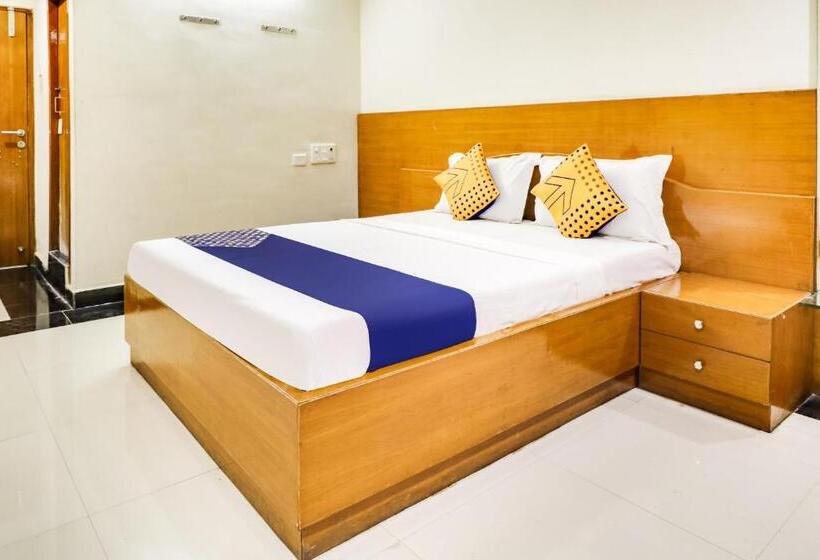Номер Стандарт, Spot On Srinivasa Residency