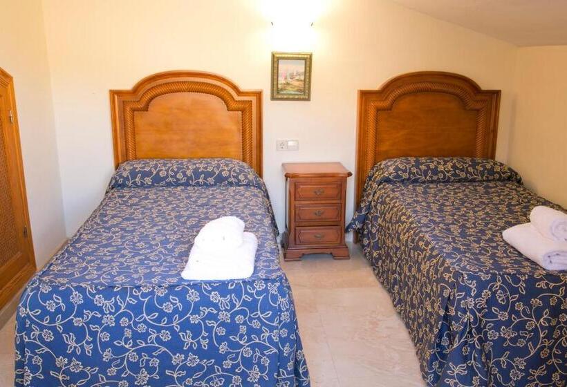آپارتمان 2 خوابه با تراس, Aparthotel Bahia Pinosol