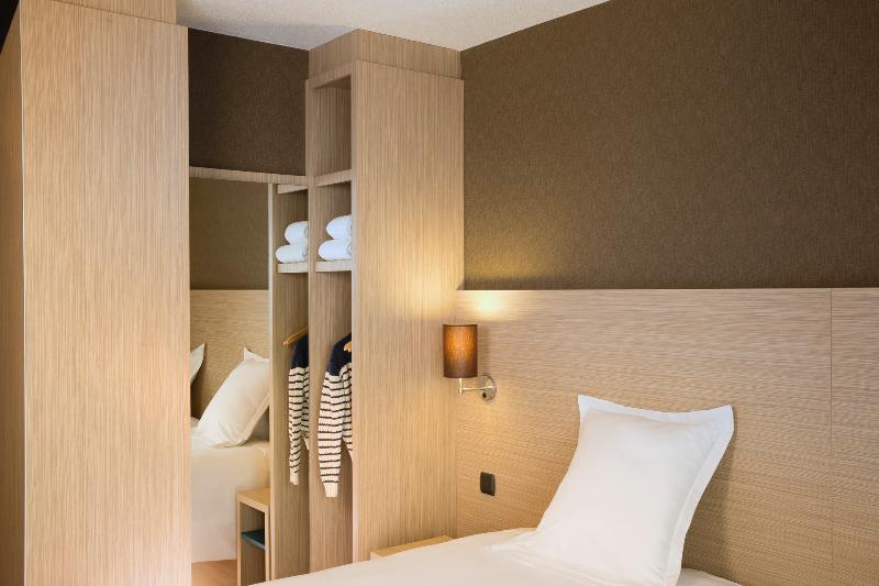 اتاق راحتی, Escale Oceania Saint Malo