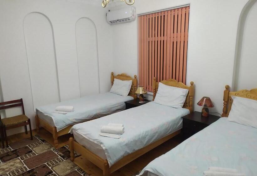 اتاق لوکس سه تخته, Ravshan Boutique