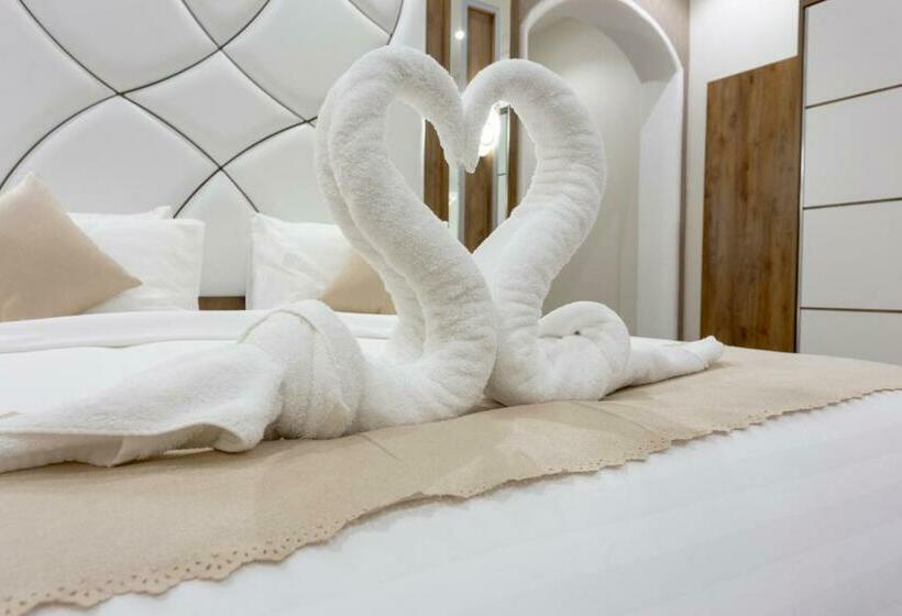 اتاق سوپریور با تخت بزرگ, Dior Inn Apartment