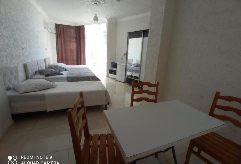 Triple Room Sea View, Family Hotel Khomaldy