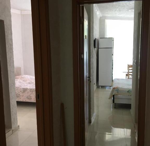 اتاق استاندارد با چشم‌انداز کوهستان, Family Hotel Khomaldy