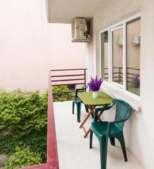 آپارتمان سوپریور 2 خوابه, Vila Adriana