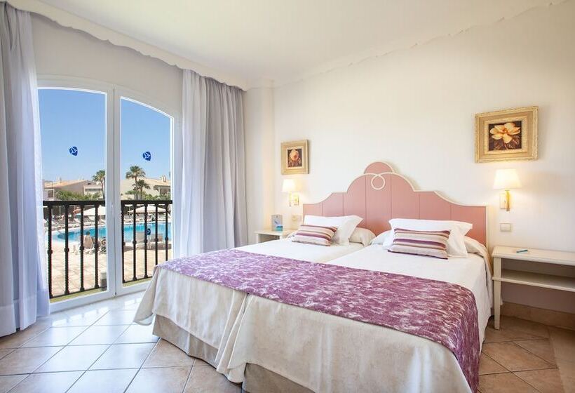套房带泳池景, Grupotel Macarella Suites & Spa