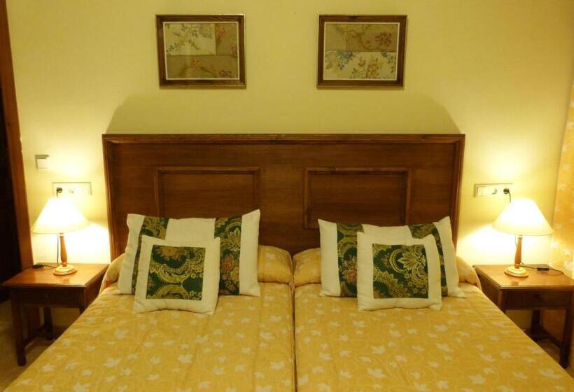 スタンダードルーム, Hostal Loreto