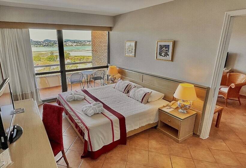 수피리어 스위트, Divani Corfu Palace