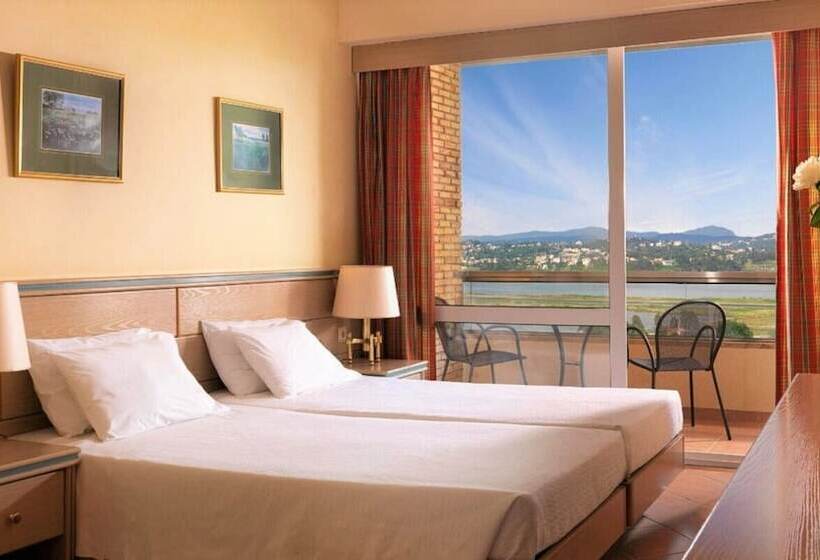 수피리어 룸 풀장 전망, Divani Corfu Palace
