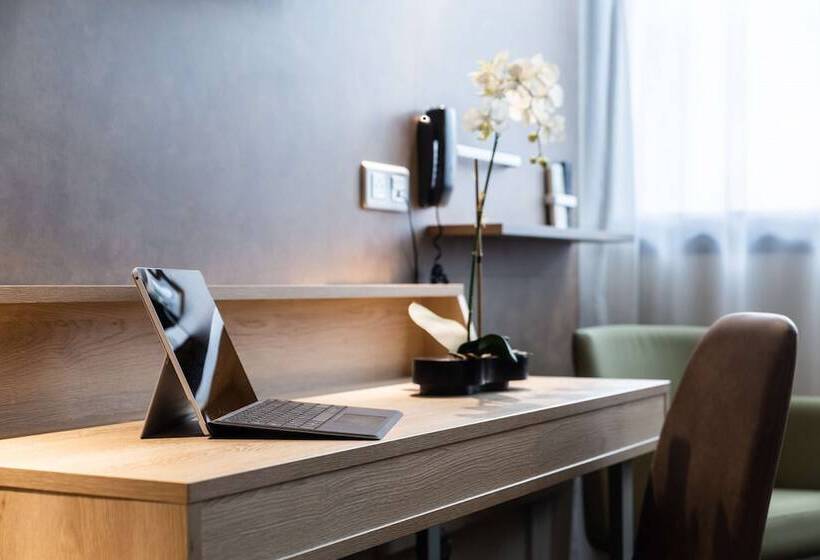Номер Стандарт, Kyriad Prestige Bordeaux Aeroport