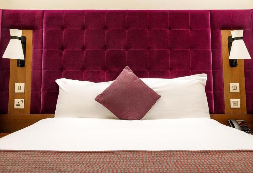 Номер Стандарт, Mercure London Bridge