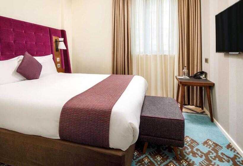 Номер Стандарт, Mercure London Bridge