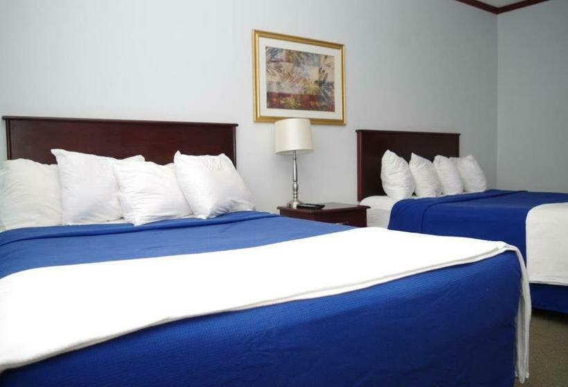 Номер Стандарт, Causeway Bay Hotel Sparwood