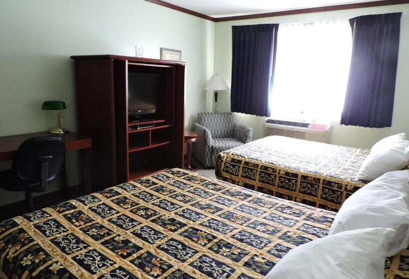 Номер Стандарт 2 Двуспальные Кровати, Causeway Bay Hotel Sparwood