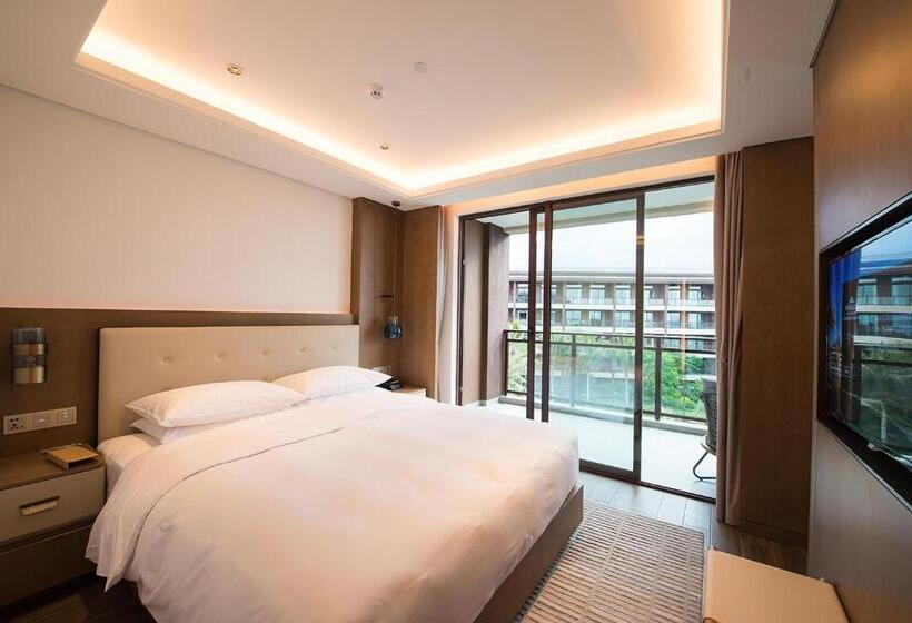 Номер Deluxe Кровать Кинг, Wingate By Wyndham Hainan Chengmai