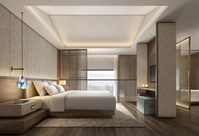 Люкс Дюплекс, Wingate By Wyndham Hainan Chengmai