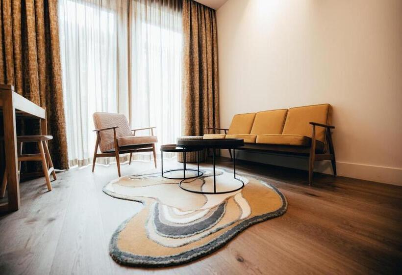 اتاق لوکس, Cityhotel Wood