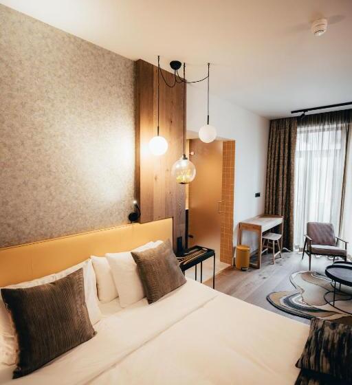 اتاق لوکس, Cityhotel Wood