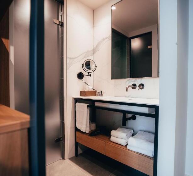 اتاق لوکس, Cityhotel Wood