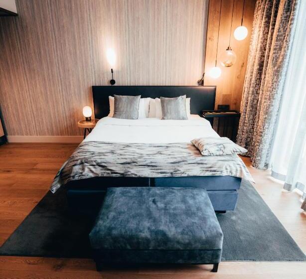 اتاق لوکس, Cityhotel Wood